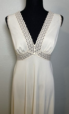 VTG 60s VANITY FAIR Size 32 Grecian Nightgown Lace Bodice With Buttons Cream