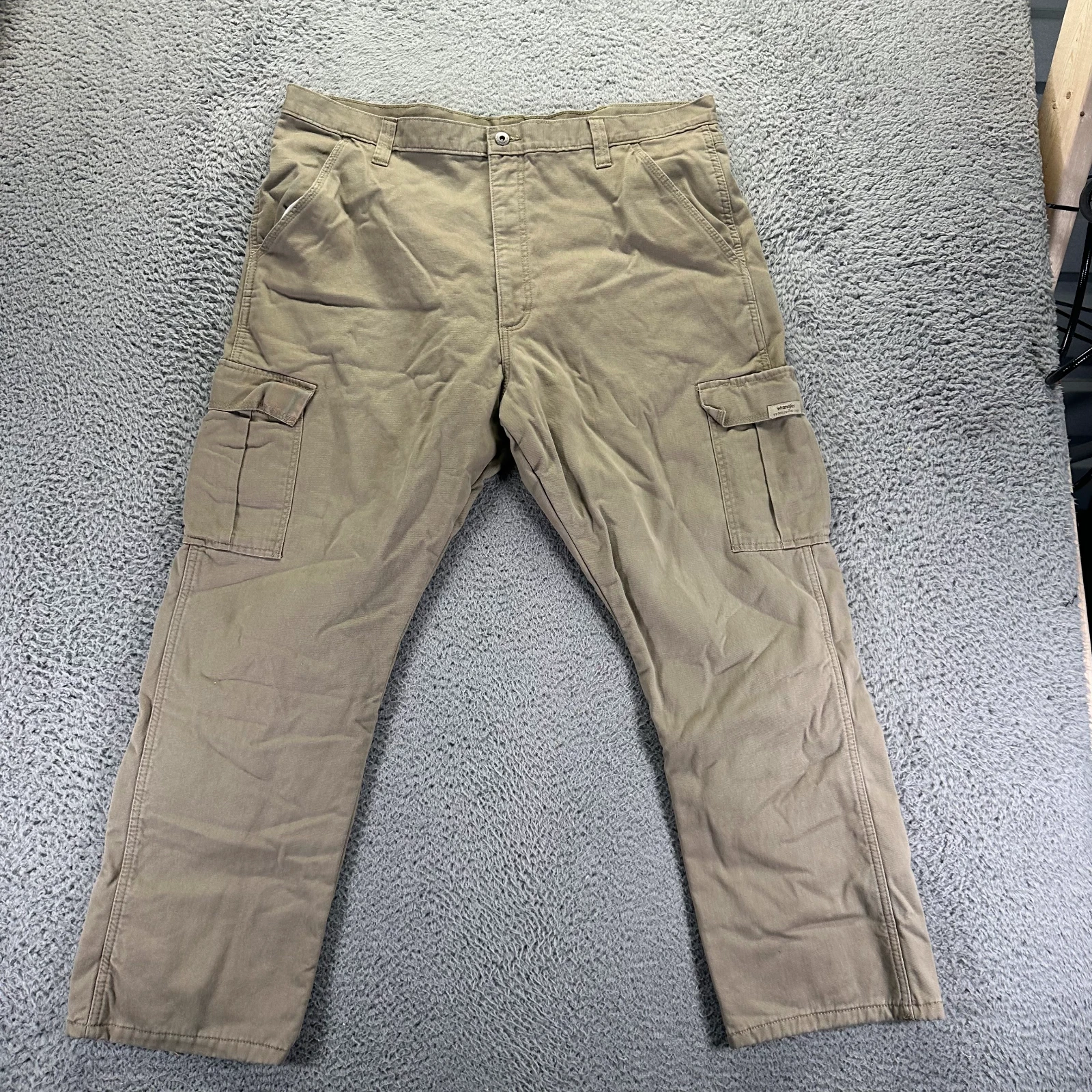 Wrangler Pant Mens 40x30 Beige Cotton Cargo Fleece Lined Workwear Utility Travel