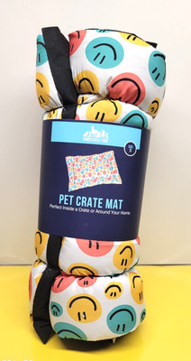PAWSITIVELY FUN PET CRATE MAT SIZE SMALL SMILEY FACES BRAND NEW 29X21X1.78