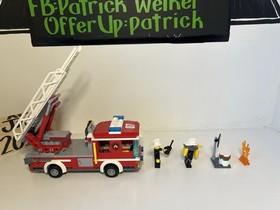 LEGO CITY: Fire Ladder Truck (60107)