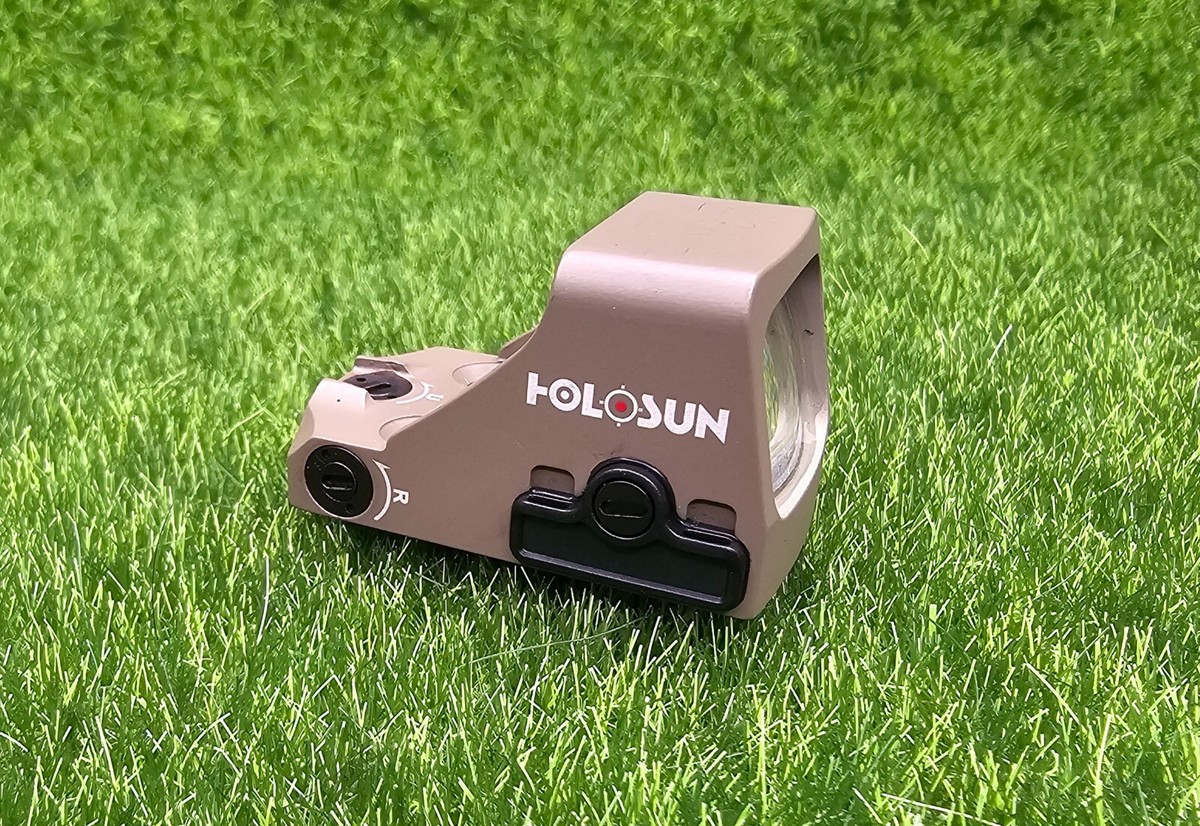 Holosun Classic Open Reflex Red Dot Sight 6 MOA Dot, FDE