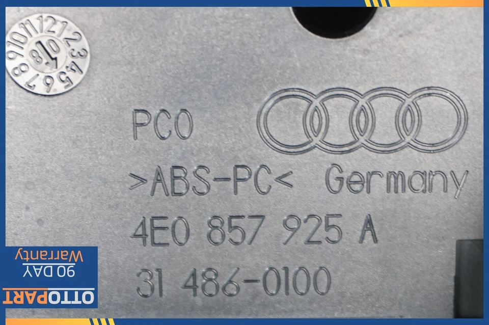 AUDI A8 QUATTRO 2004-2010 - BANDEJA DE TABLERO / CONTENEDOR DE ALMACENAMIENTO OEM 4E0857925A Foto 4 de 4