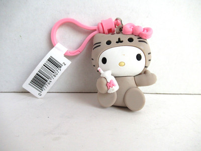 Sanrio 3D Figural Foam Bag Clip Hello Kitty Pusheen Mystery Pack 1 RANDOM Figure