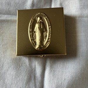 Vintage Immaculate Conception Gold Tone Felt Lined Hinged Box