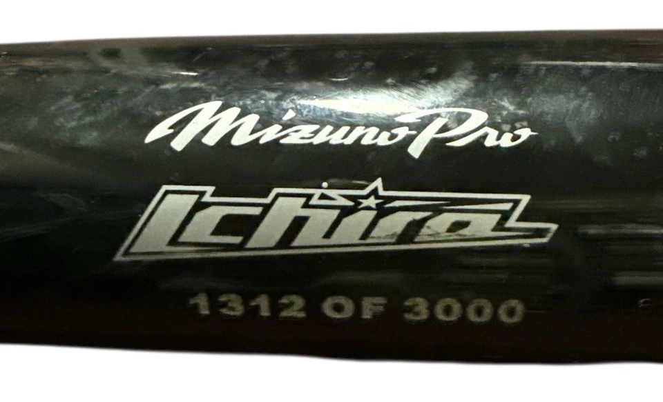 MIZUNO PRO ICHIRO SUZUKI #51 BAT 1312 OF 3000 SUNDAY 8/7/2016 3000th MLB HIT JD - Image 4 of 4