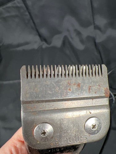 Andis 'Fade' Detachable Blade Model ML 317G Electric Hair Clipper - Picture 3 of 5
