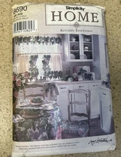 Simplicity 8690 Kitchen Essentials Apron Oven Mitt Potholder Tea Cozy Pattern