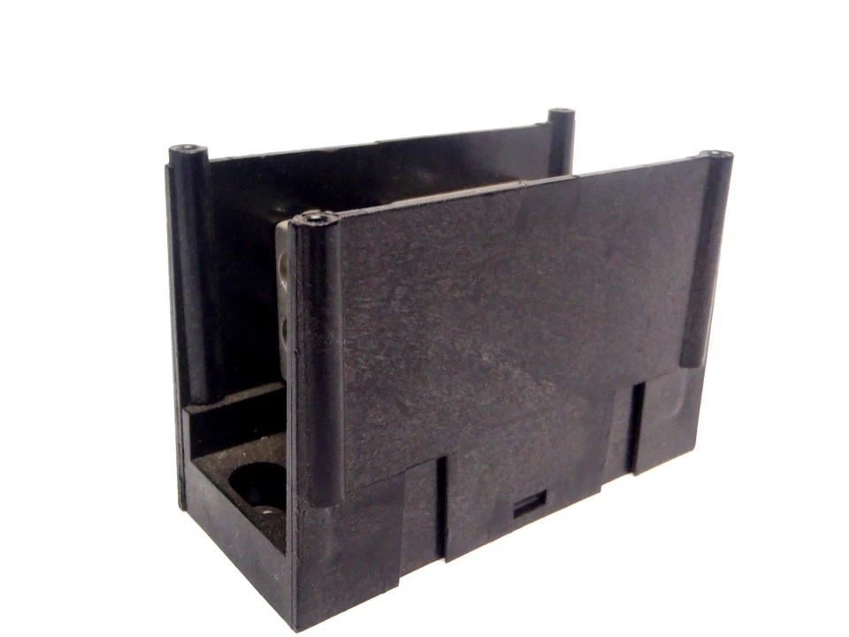 Ferraz Shawmut 66632 2 Pole 1 350mcm-#6 x (8)#2-#14 Wire Distribution Block 600V - Image 3 of 4