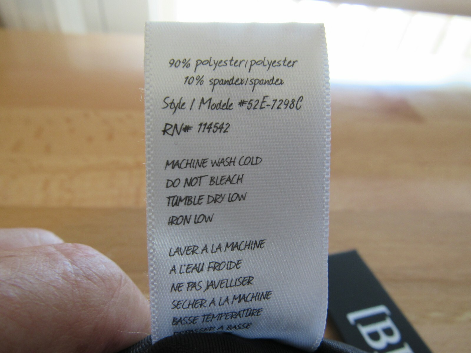 NWT BlankNYC Sprayon Super Skinny Jeans Style 52E-7298C Size 27 Black Inseam 30"