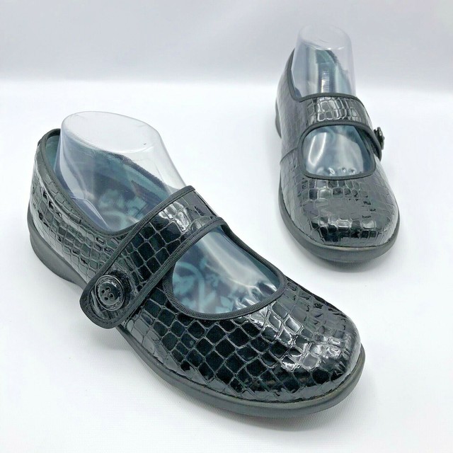 aetrex mary jane shoes
