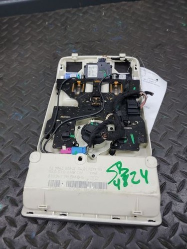 Audi A4 2013-2015 (sedán) consola aérea: con interruptor de techo corredizo - Imagen 6 de 12