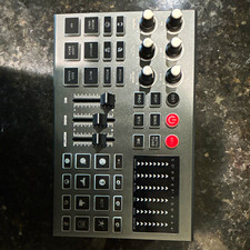 Squarock V1 External USB Sound Card Audio Interface 2-Channel 3.5mm In/Out