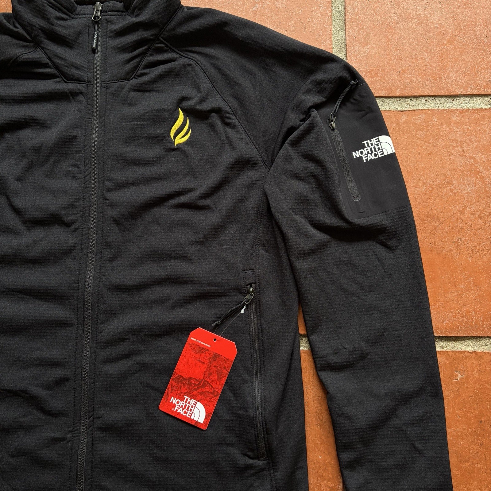 NWT The North Face Mountain Peaks Full Zip Jacket Black Men's Large Company Logo thumbnail 2