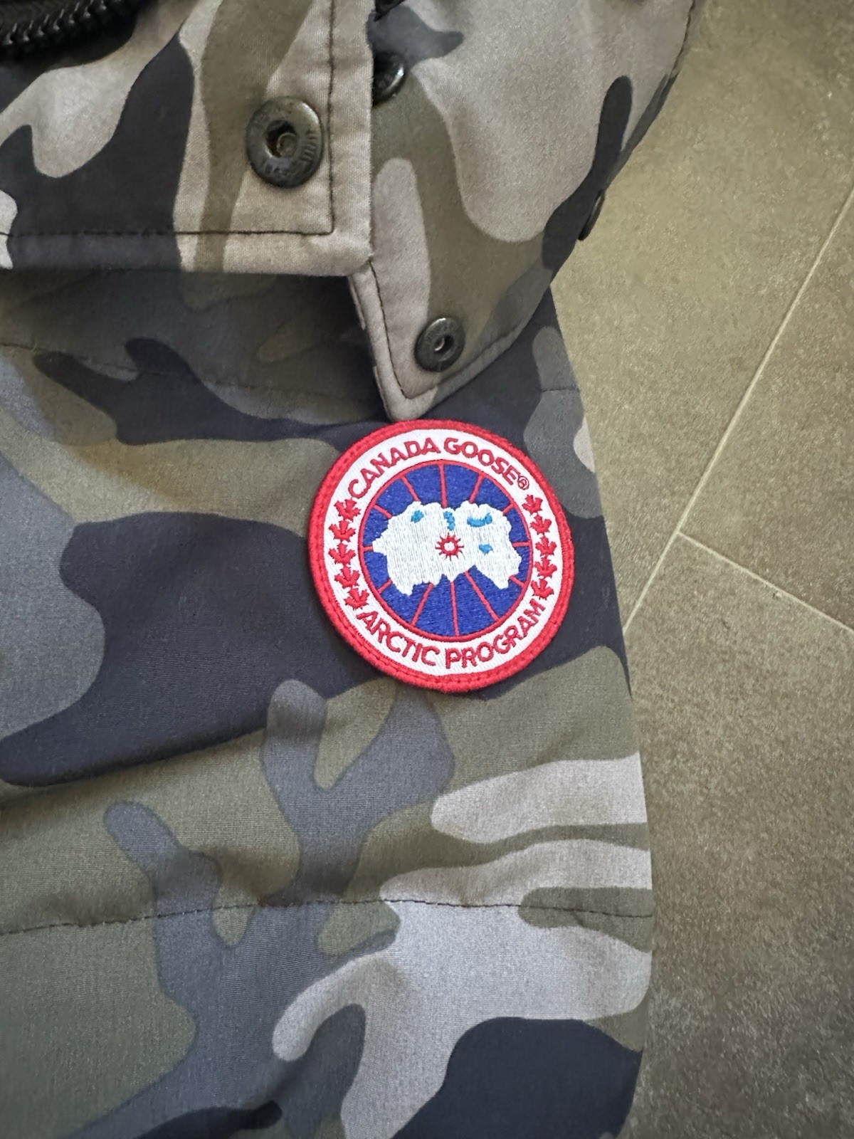 Canada Goose Wyndham Men's Parka Jacket RARE Camo Green image 6