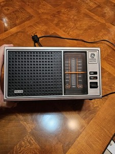 GE General Electric AM FM Radio-Model No 7-4115B Wood Grain-TESTED-Vintage