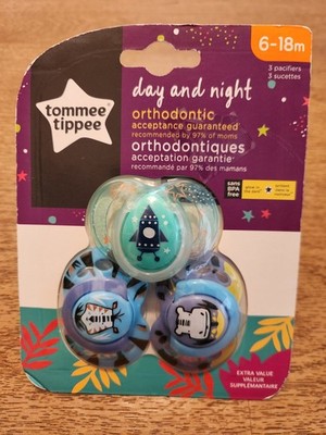 NEW Tommee Tippee 6-18 month pacifier, 3 Pack, Glow In the Dark (Choose Design)