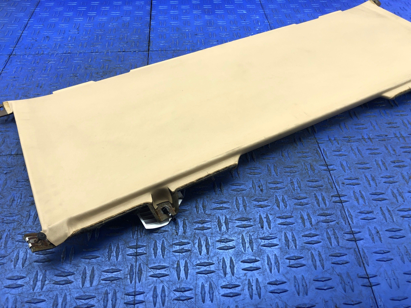 2006-2018 ASTON MARTIN VANTAGE REAR CABIN CENTER TRIM PANEL BEIGE 6G33-465A03-AB