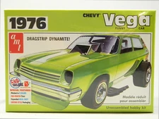 AMT 1976 CHEVY VEGA FUNNY CAR PLASTIC MODEL KIT 1:25 SCALE chevrolet AMT1156 NEW