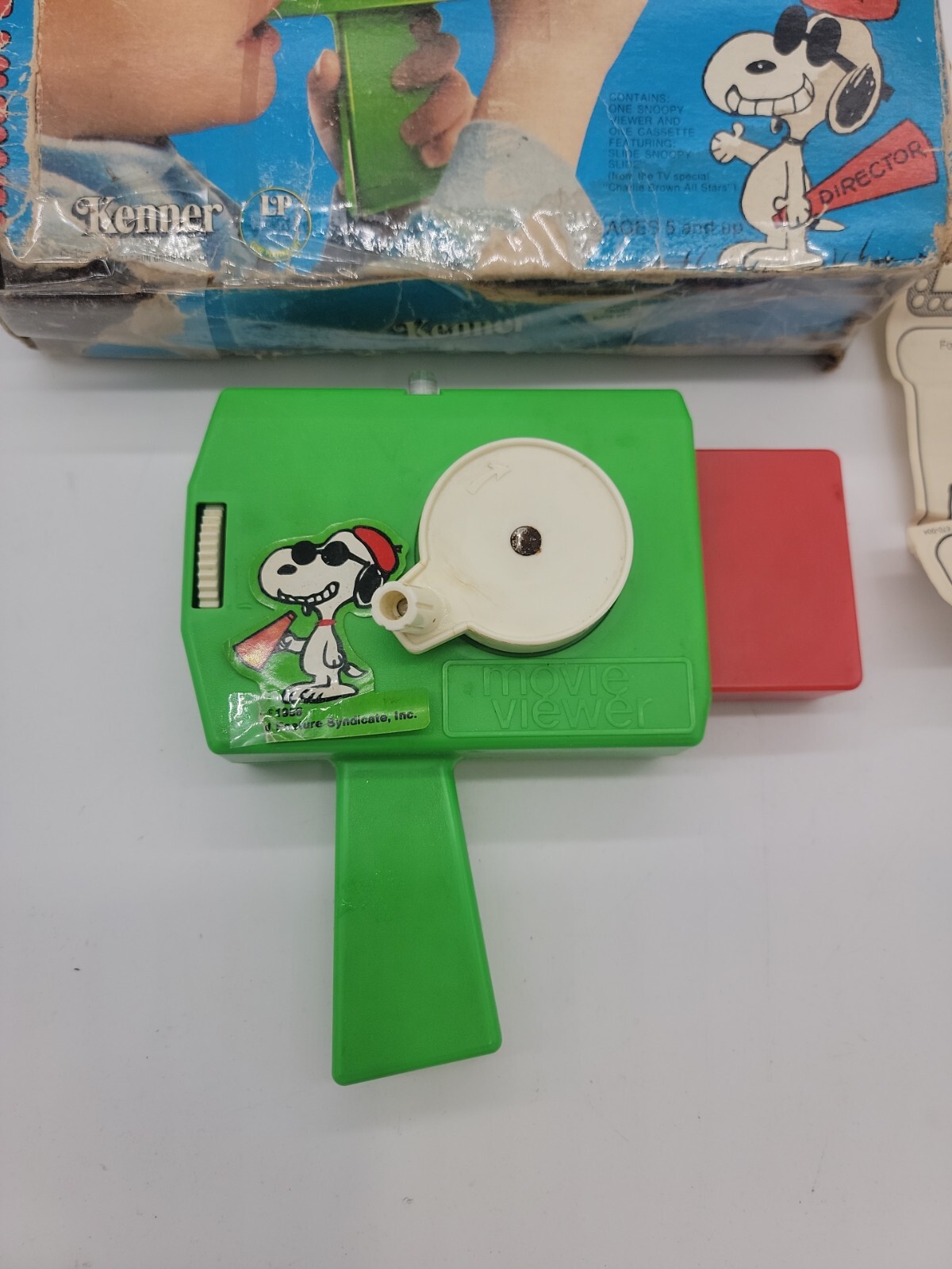 1975 Peanuts Snoopy Movie Viewer w/ Box and Instruction Booklet! eBay