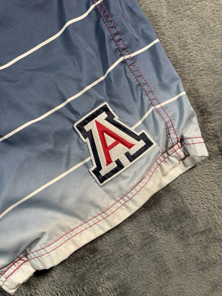 "Bañador Arizona Wildcats Board Shorts Para Hombre Mediano Cordón 34"" Rayas" Foto 2 de 4