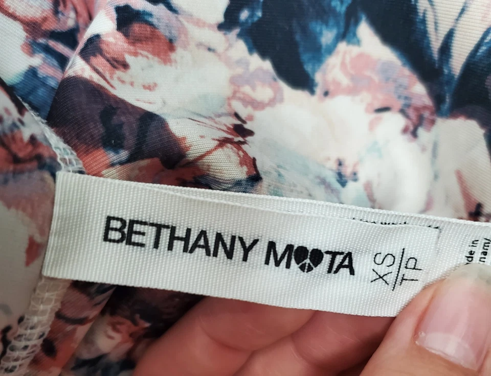 Bethany Mota Falda Mujer XS Floral Blanco Rosa Elastizado Patinador Mini Foto 4 de 4