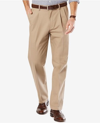 D3 Dockers Signature Khaki Pleated Pant 