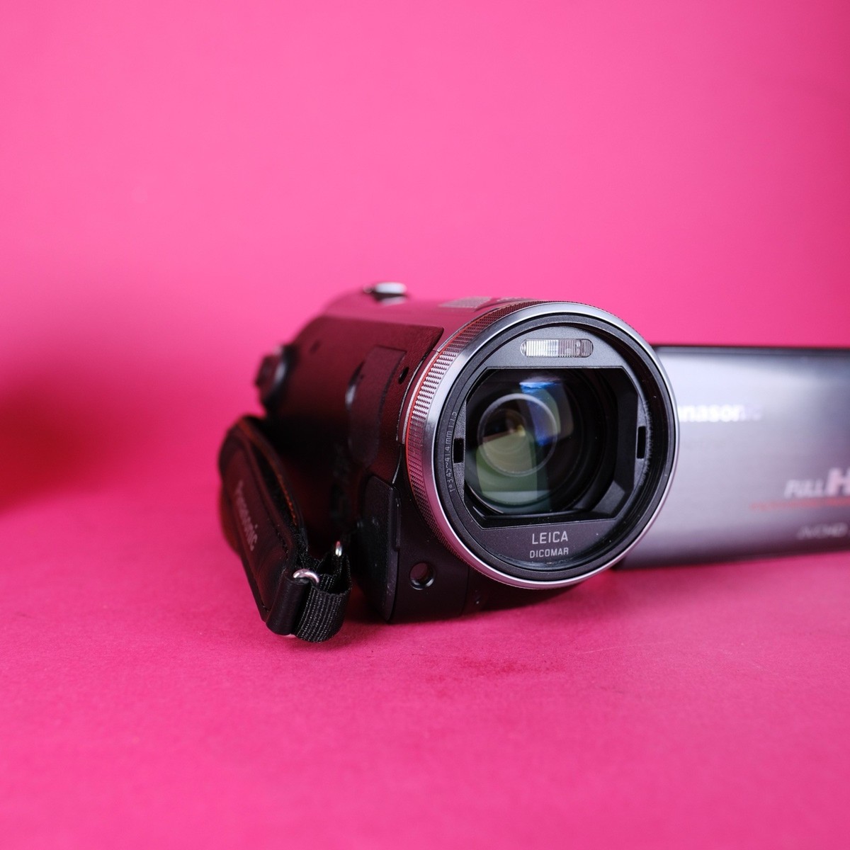 Panasonic HDC-SDT750 Handheld High Definition 3D Camcorder Silver