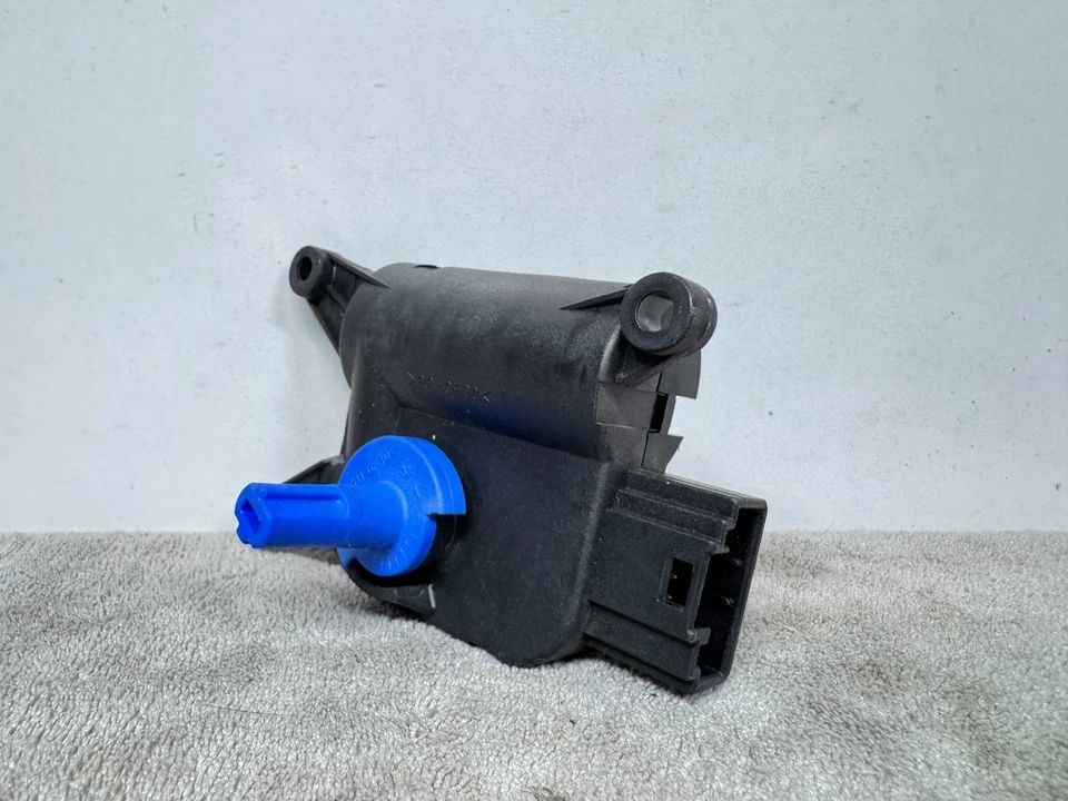 Motor/actuador de aleta de aire A4 S4 B6 B7 2002-08 Audi OEM 8E0820511D Foto 2 de 4