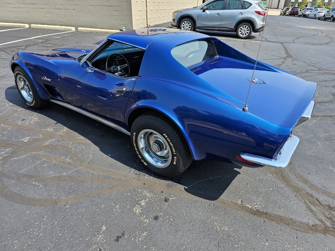 1973 Dark Blue Metallic Chevrolet Corvette   | C3 Corvette Photo 8
