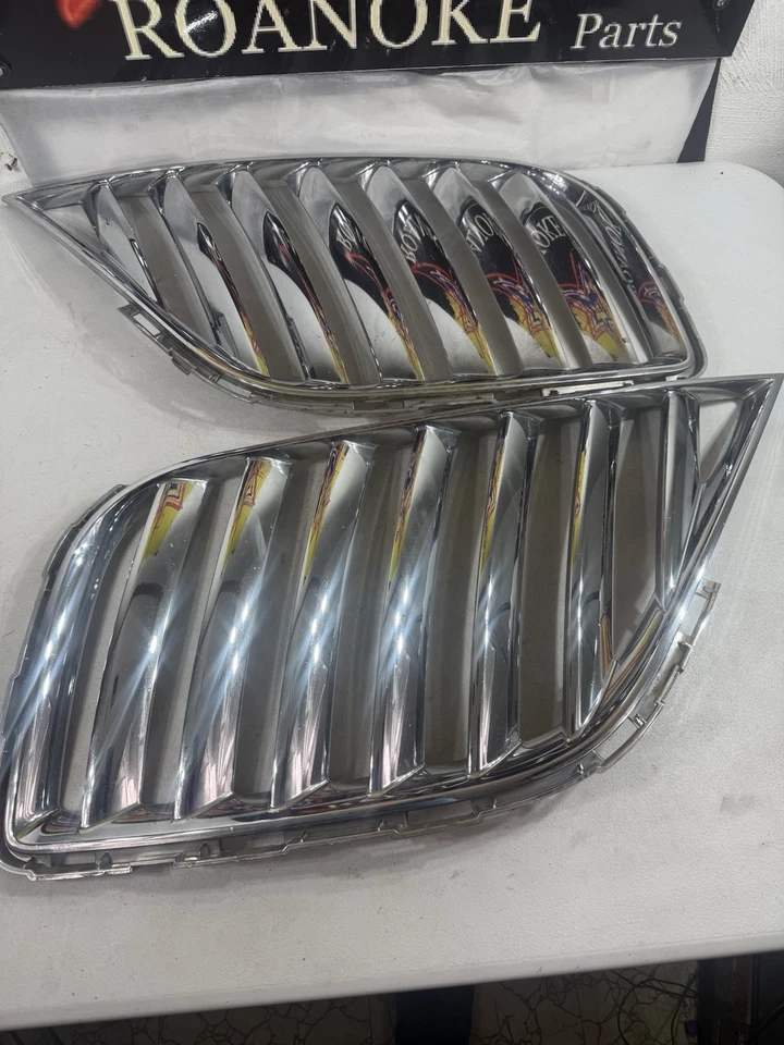 Conjunto de parrilla cromada superior delantera Lincoln MKX 2011-2015 FABRICANTE DE EQUIPOS ORIGINALES Foto 3 de 4