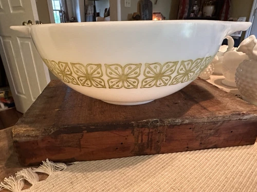 VINTAGE PYREX VERDE SQUARE FLOWERS #444 MIXING NESTING CINDERELLA BOWL 4 QT.