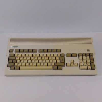 Commodore Amiga 1200 Vintage Computer A1200