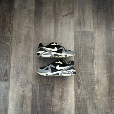 NIKE   Air Structure Triax 91 (11M)