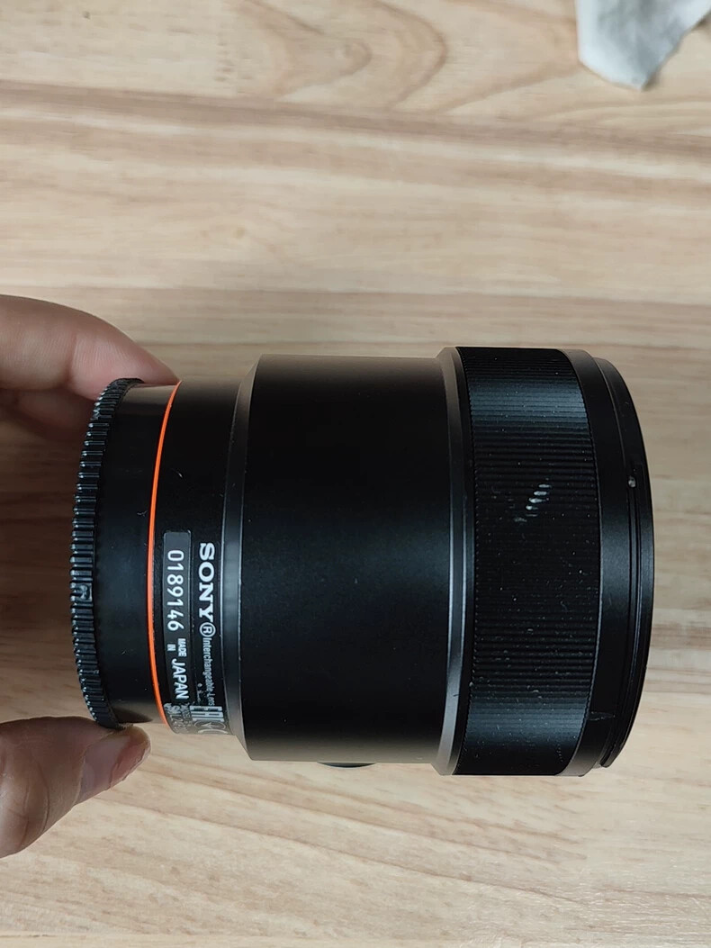 SONY Distagon T* 24mm F2 ZA SSM SAL24F20Z A mount lens For A700