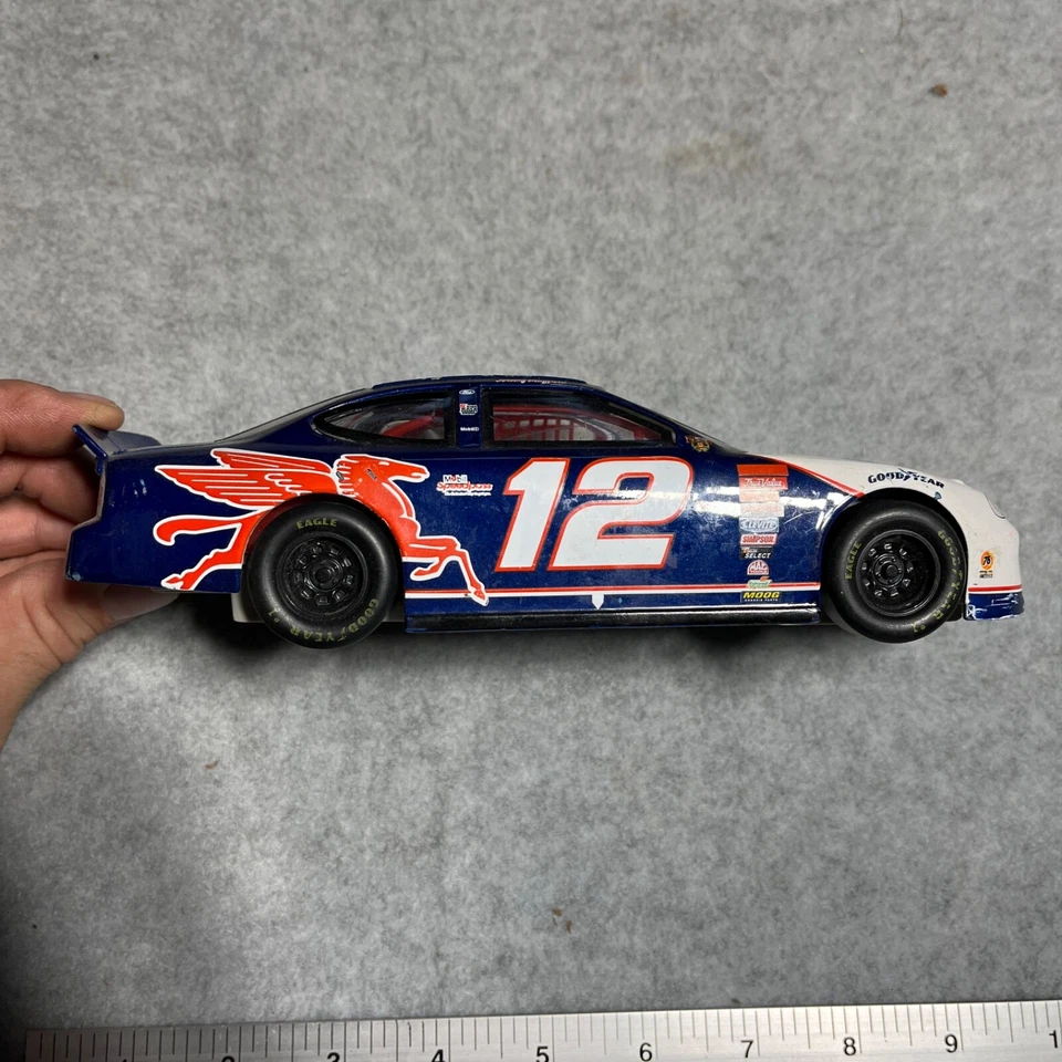 1997 Hot Wheels Mattel Nascar #12 Jeremy Mayfield 1:24 Mobil 1 car - Image 2 of 4