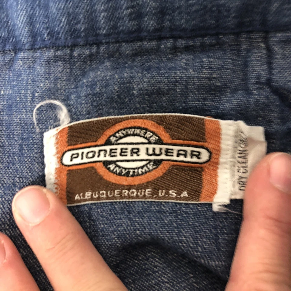 Pantalones de mezclilla vaqueros occidentales de colección años 70 Pioneer Wear azules con fondo de campana de discoteca Foto 2 de 4