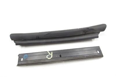 07-15 Jaguar X150 XK XKR Coupe Right Side Upper Body Weatherstrip Seal OEM