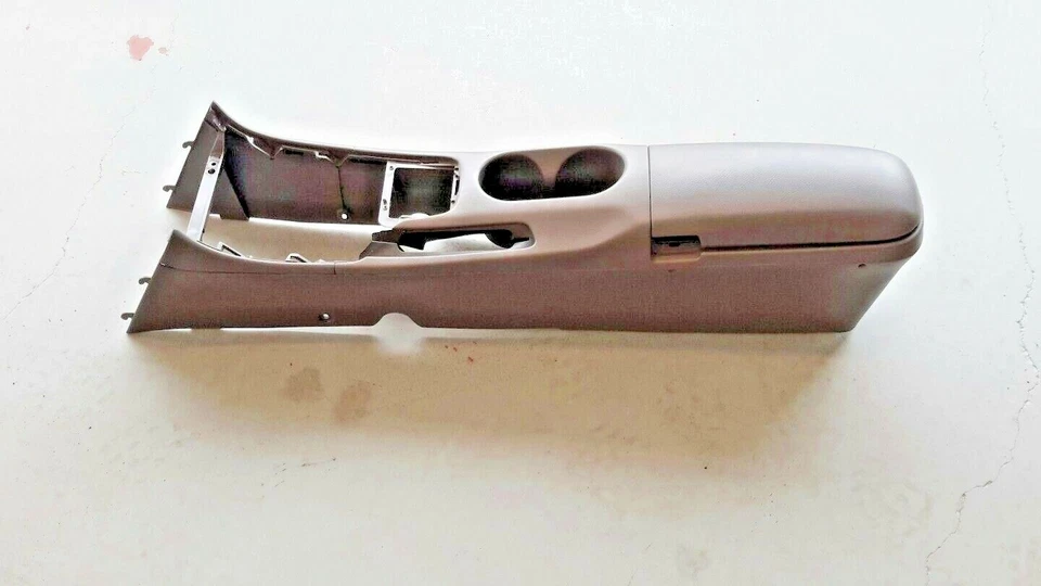 Toyota Celica GT GT-S 2000-2002 consola central delantera con reposabrazos Foto 2 de 4