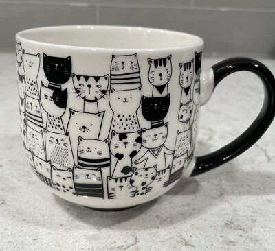 PAWS CAFE CAT Mug CATS Faces 19oz Coffee Mug Black & White Assorted Breeds NEW