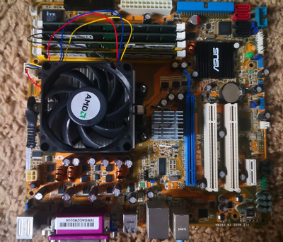 Asus M2-VM ,AMD Phenom X4 9750  Quad-Core (2,4 GHz)