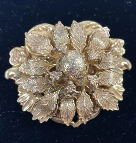 Vintage Signed Miriam Haskell Gold Tone Flower Floral Brooch 2 1/4” Gilt Pin