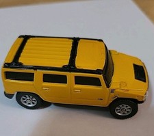 2003 03 Hummer H2 SUV Collectible 1/64 Scale Diecast Diorama Model J54