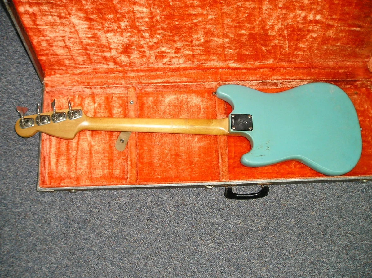 1973 Fender Musicmaster Bass with original hardshell case