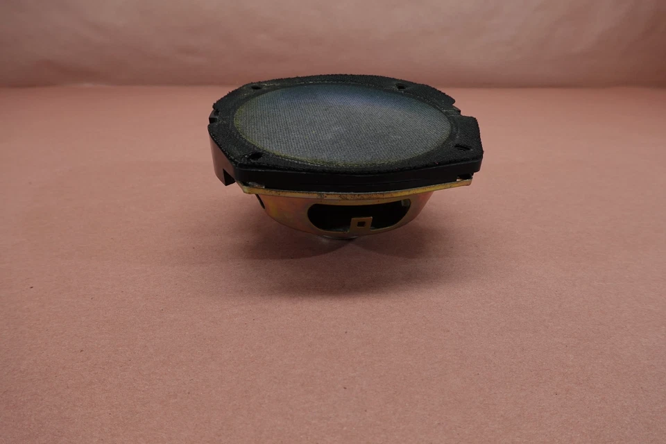 Altavoz delantero izquierdo Harley Davidson Electra Glide 2001-2006 FLHTCSE Foto 2 de 4