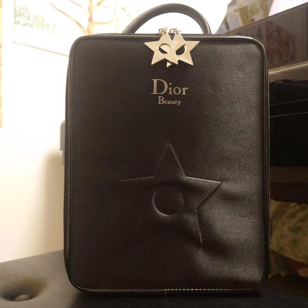 Sac maquillage Christian Dior 15
