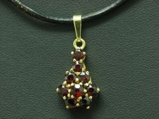 Pendente In Granato In Oro Giallo / 8kt 333 Oro / 1,35ct Granato / 1,5g