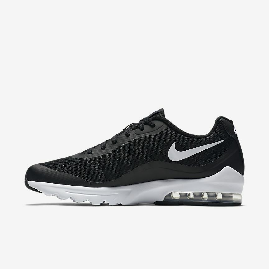 nike white & black air max invigor trainers