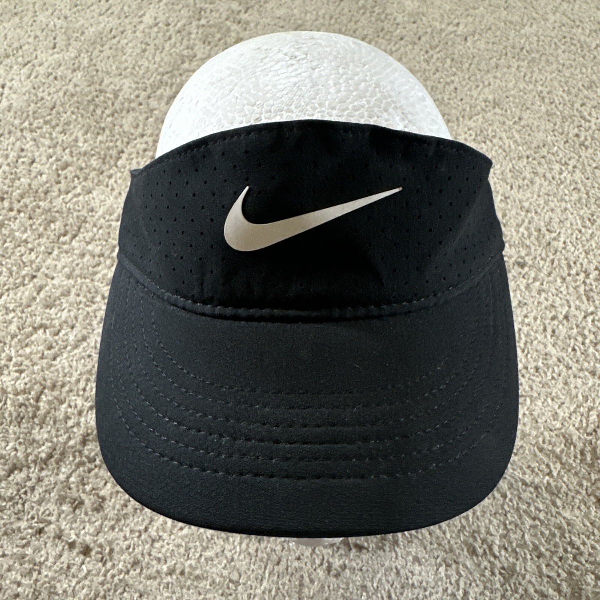 Nike Aerobill Featherlight Visor NEW! NIKE Women's DRI-FIT