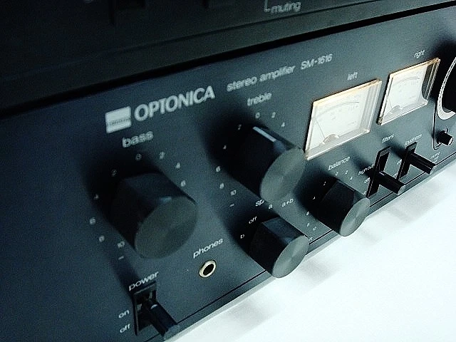 AMPLIFICADOR Y TURNER SHARP OPTONICA GAMA ALTA UNA JOYA - Immagine 2 di 4