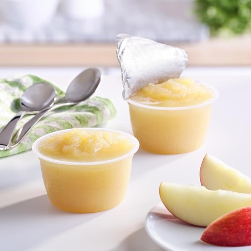 Mott's Applesauce 4 Oz Cups 18 Count No Artificial Flavors Good Source Vitamin C - Picture 4 of 7